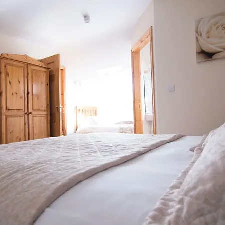 Bed & Breakfast Galvins On The Green 3*
