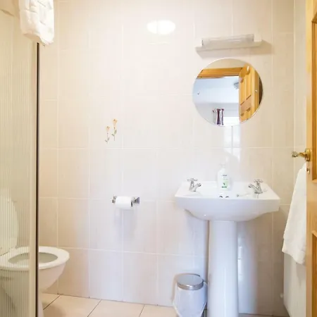 B&B Galvins On The Green