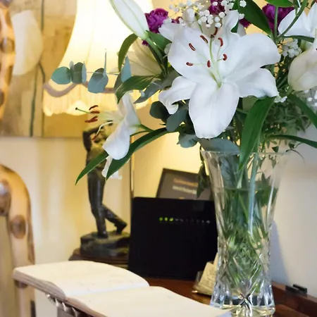 Bed & Breakfast Galvins On The Green 3*